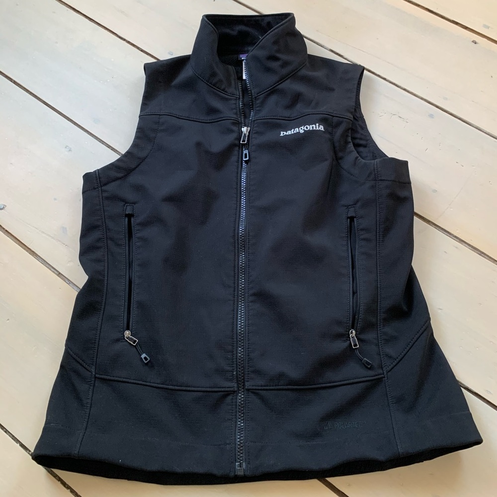Black Patagonia vest